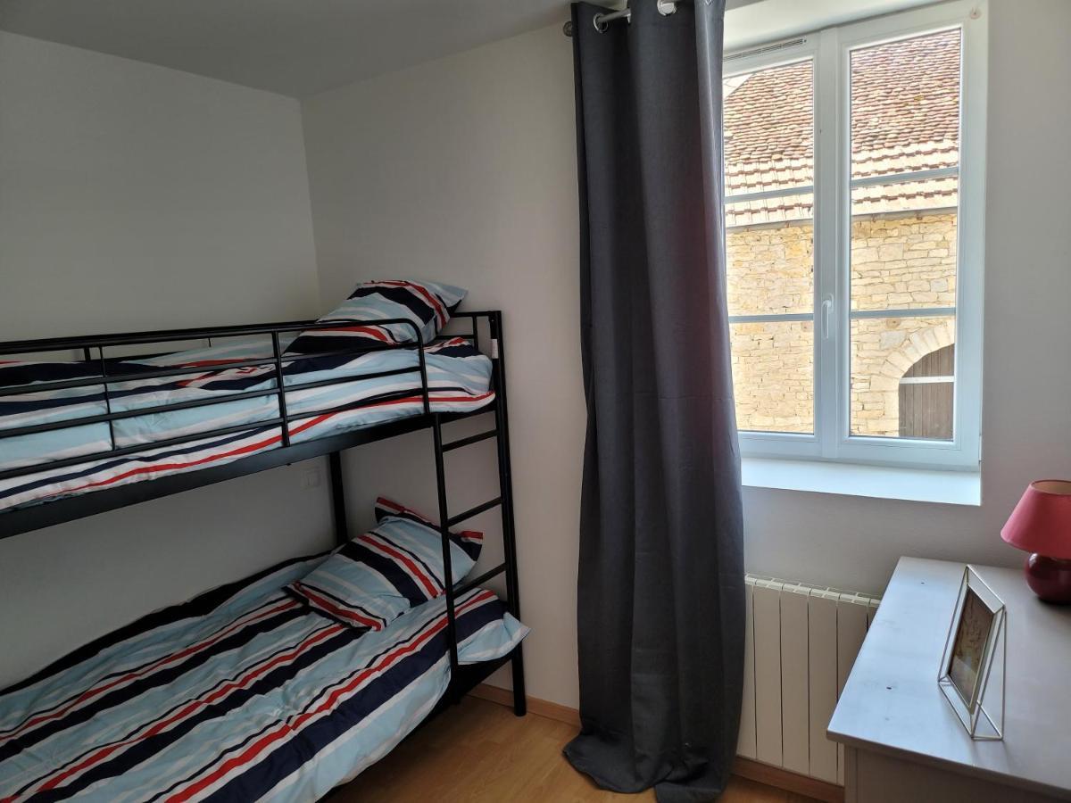 Appartement Meuble Duplex T3. ボーム・レ・ダム エクステリア 写真